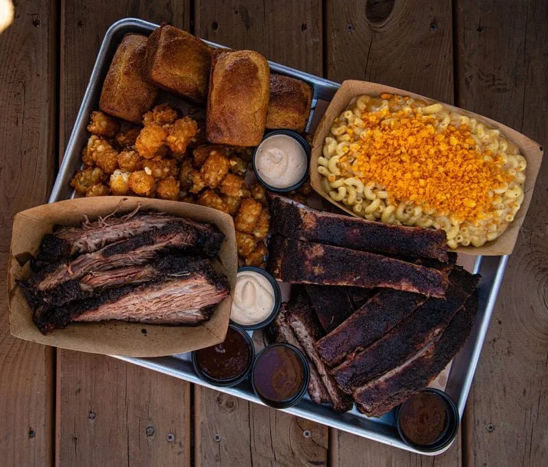 Barbecue meal with smoked meats and sides — Meatings BBQ Catering